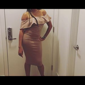 Cold shoulder with ruffles dress